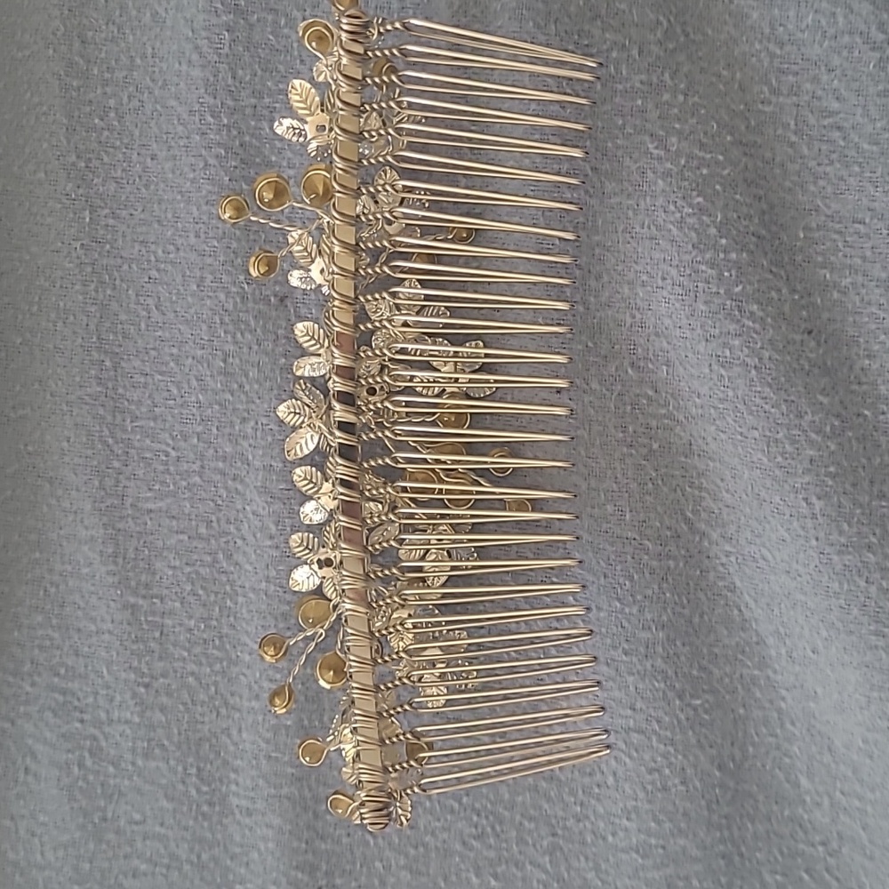 Davids Bridal Silver Floral Hair Comb - Picture 2 of 2